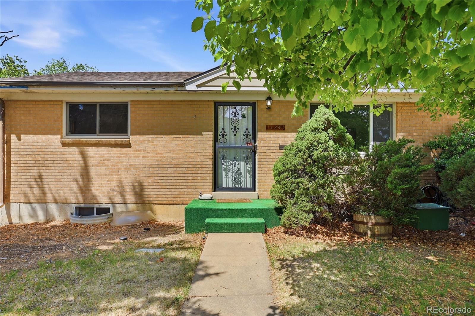  Northglenn Home | MLS #: 620682411241  Lafayette Street, Northglenn Beds: 2 Baths: 2 Price: $425,000