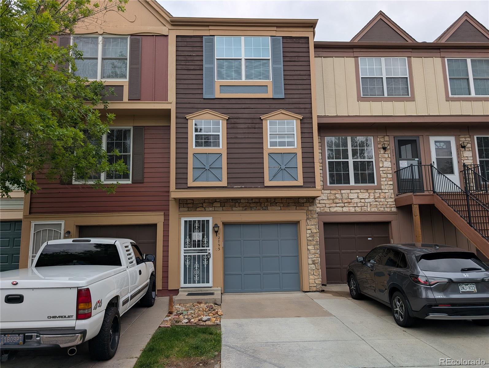 Peachwood Aurora Condo / Townhome | MLS #: 198668412093 E Hoye Drive , Aurora Beds: 2 Baths: 2 Price: $260,000