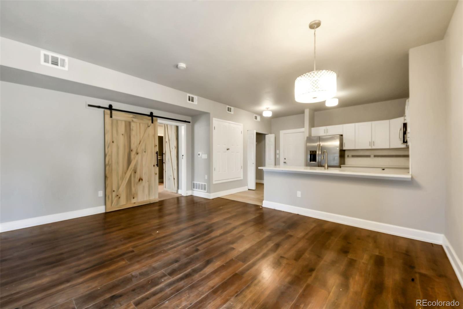 aurora&nbsp; House Search Picture