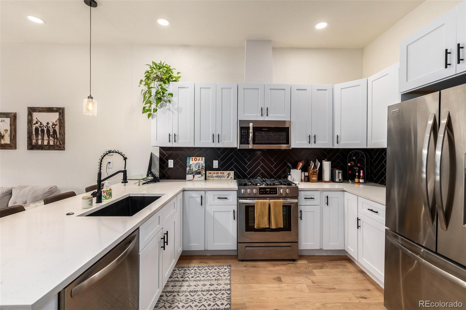    , &nbsp; House Search MLS Picture