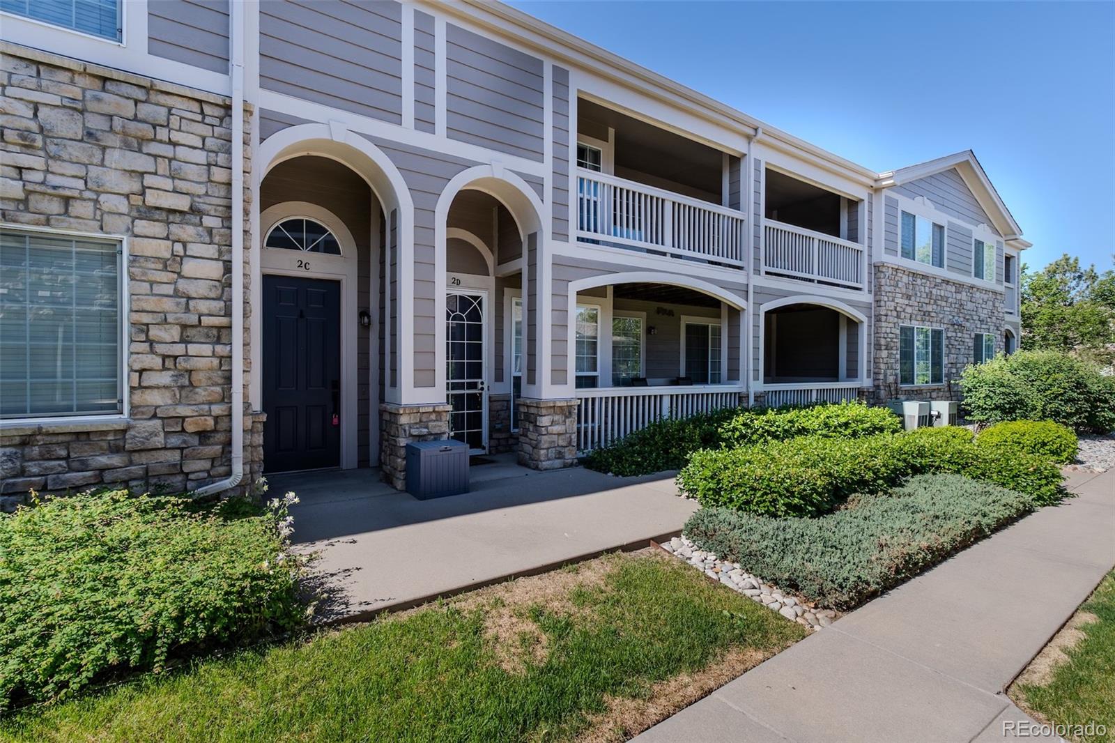Avalon Aurora Condo / Townhome | MLS #: 40518574271 S Blackhawk Circle 2C, Aurora Beds: 2 Baths: 2 Price: $399,999