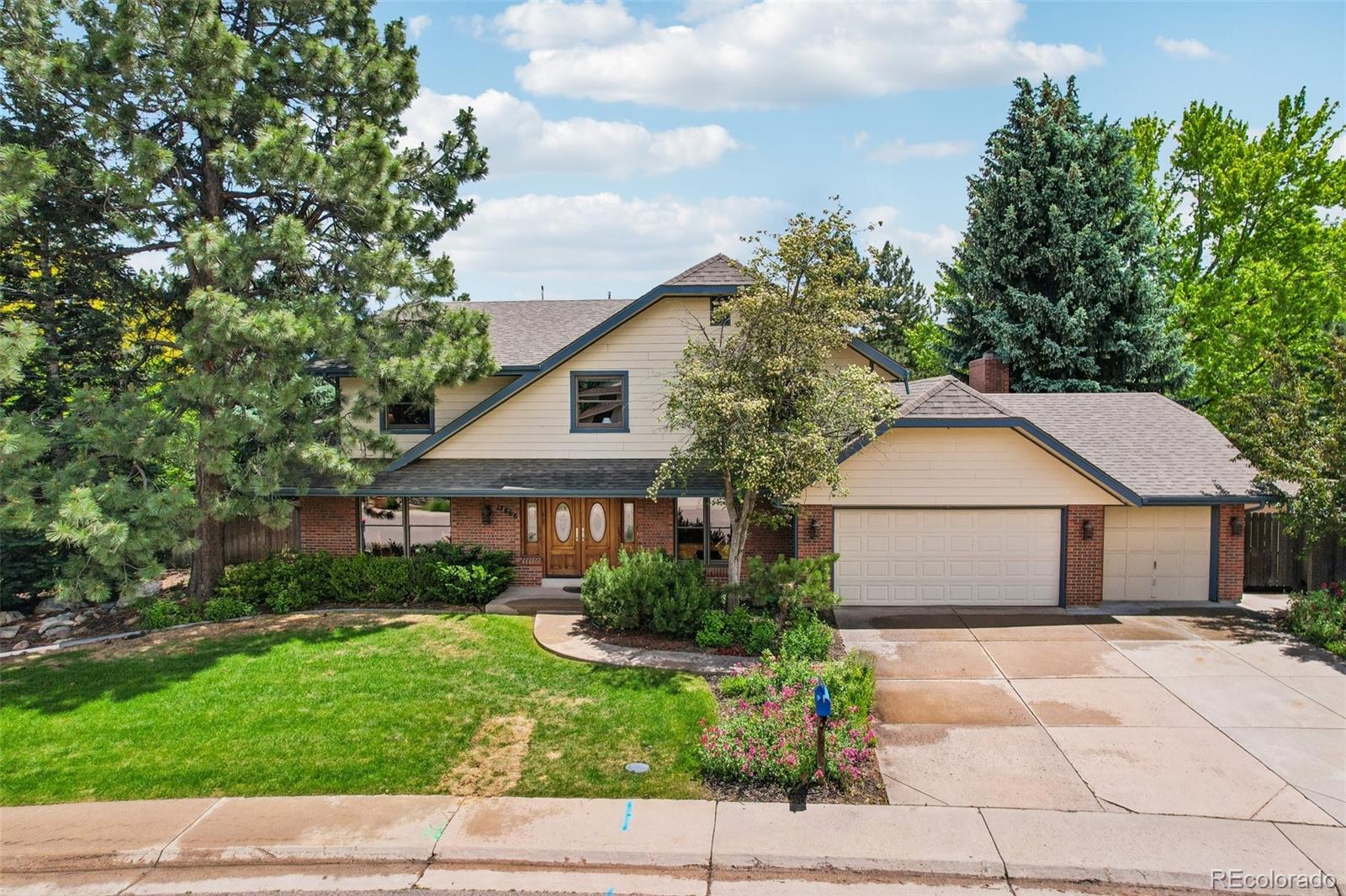 golden MLS:  Beds:  Baths:  Price: 