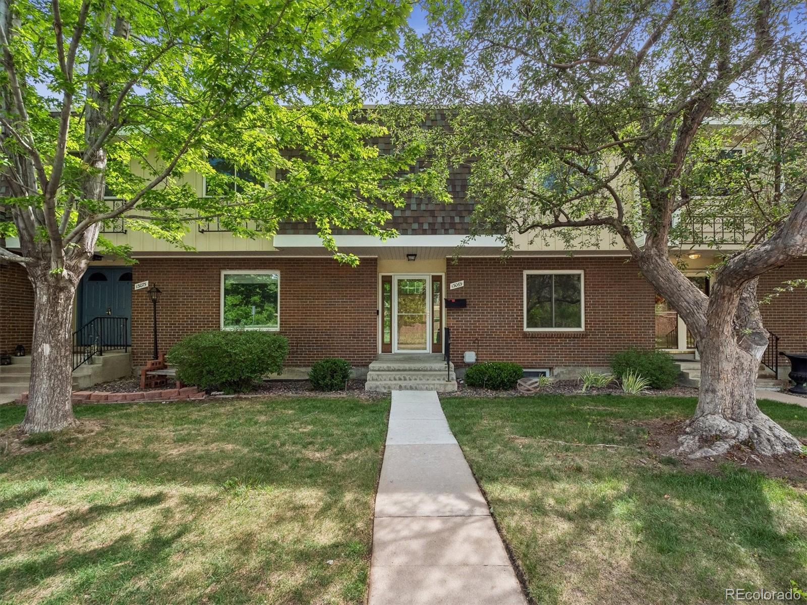  Lakewood Home | MLS #: 412126813069 W Ohio Avenue, Lakewood Beds: 3 Baths: 4 Price: $395,000