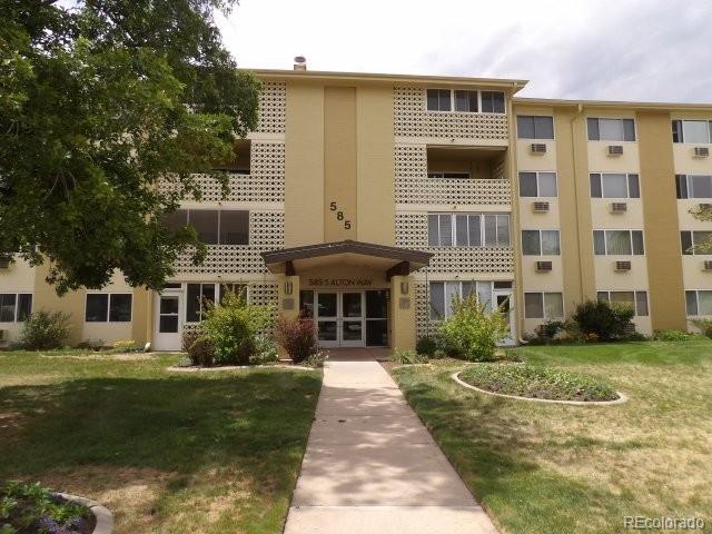 Dsw Denver Condo / Townhome | MLS #: 6696205585 S Alton Way 10C, Denver Beds: 2 Baths: 2 Price: $145,000