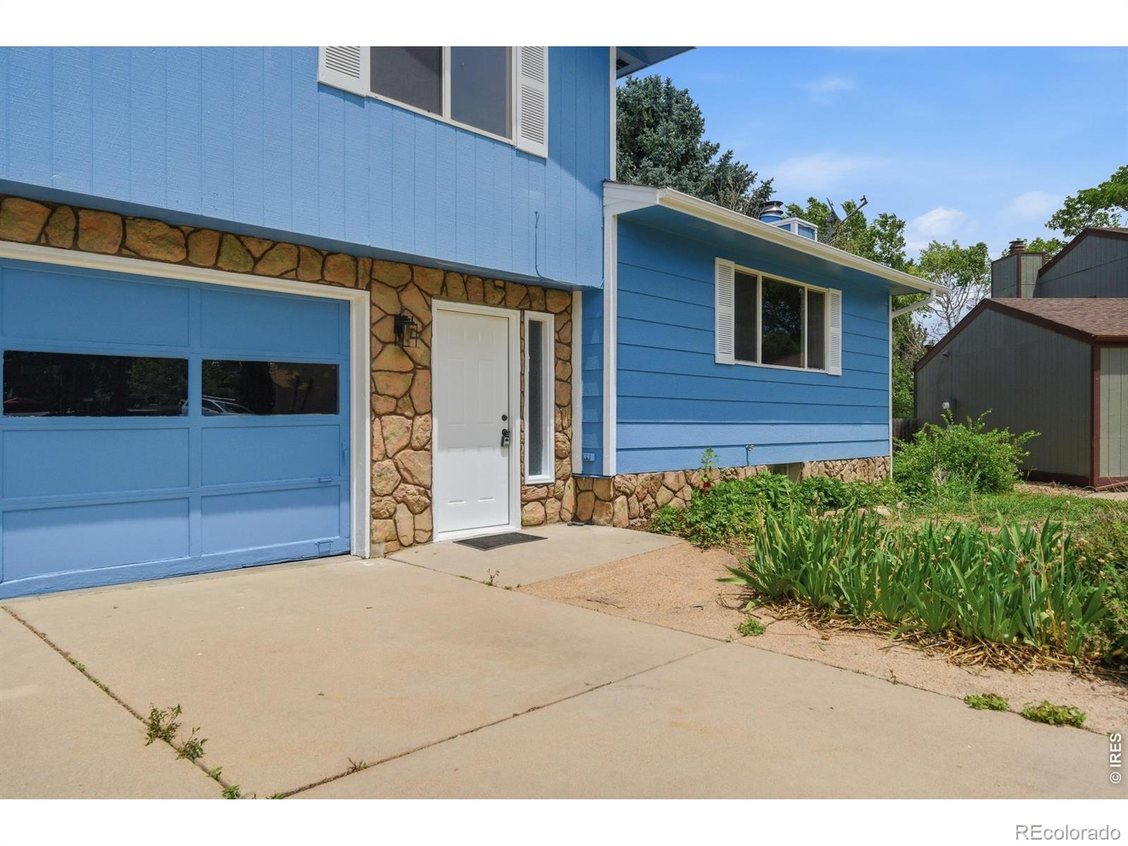 727  41st Ave Ct, greeley&nbsp; House Search MLS Picture