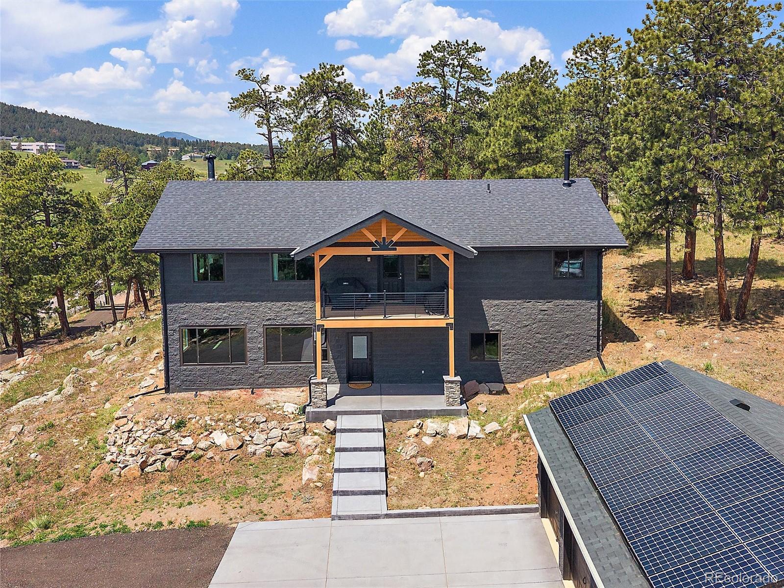 golden&nbsp; Horse Properties Search Picture