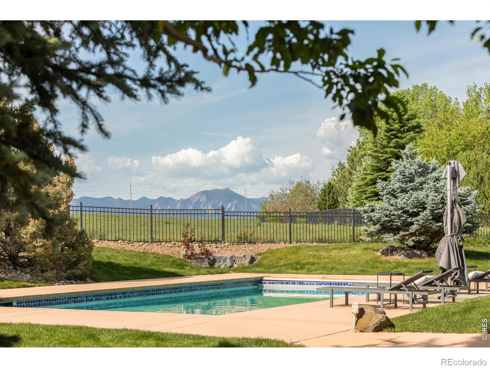 longmont&nbsp; Mansions Search Picture