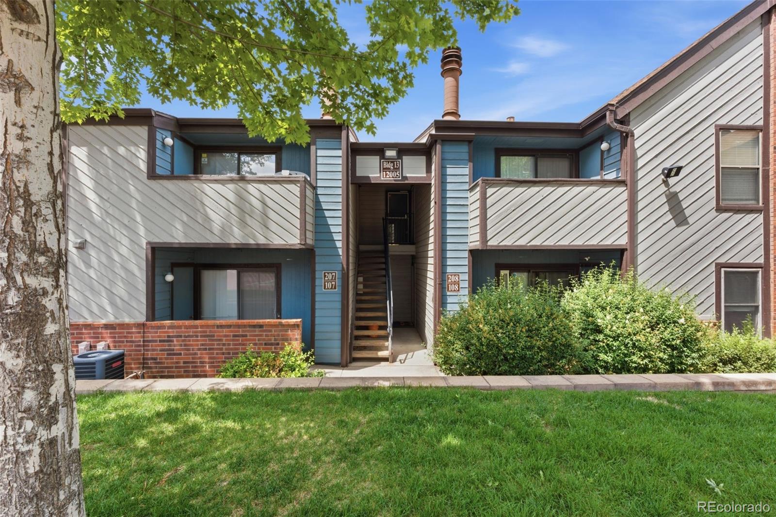  Aurora Condo / Townhome | MLS #: 743105912005 E Harvard Avenue 208, Aurora Beds: 2 Baths: 2 Price: $300,000