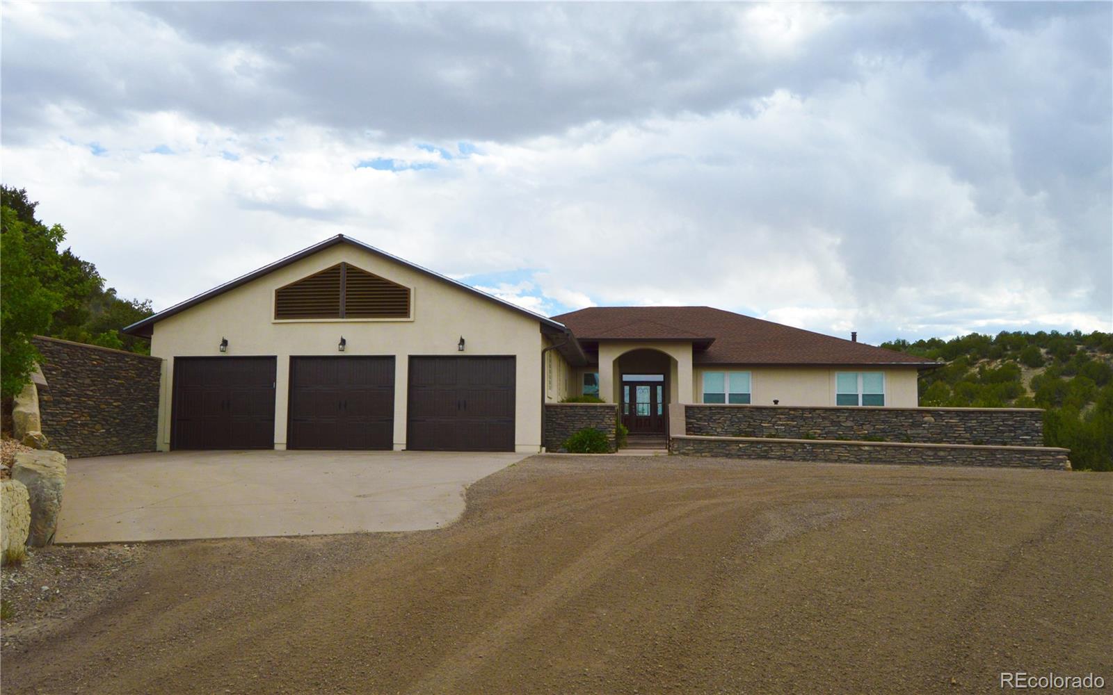 pueblo&nbsp; House Search Picture