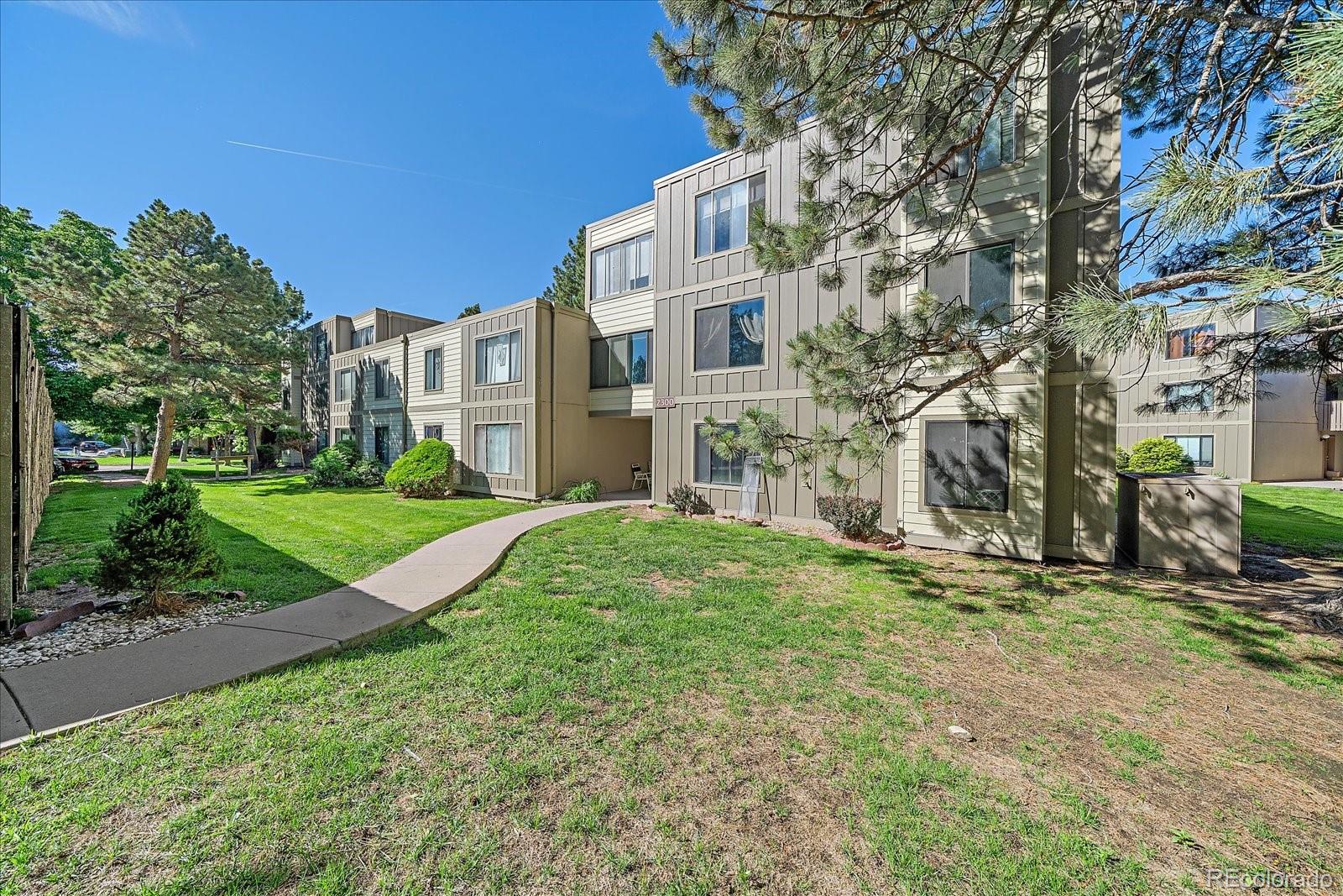 2525 S Dayton Way, denver&nbsp; House Search MLS Picture