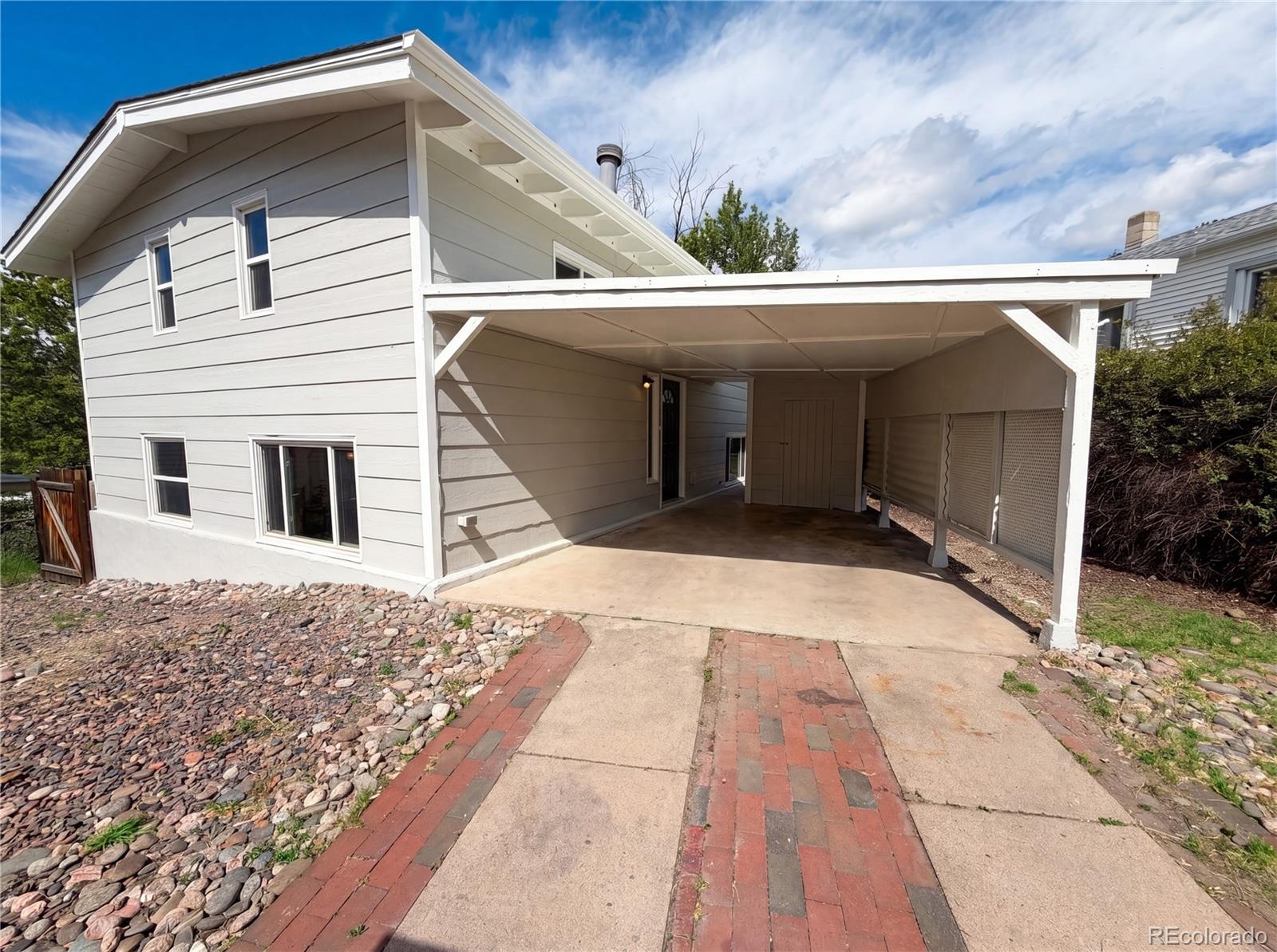  Castle Rock Home | MLS #: 7333948519 N Gilbert Street, Castle Rock Beds: 3 Baths: 2 Price: $540,000