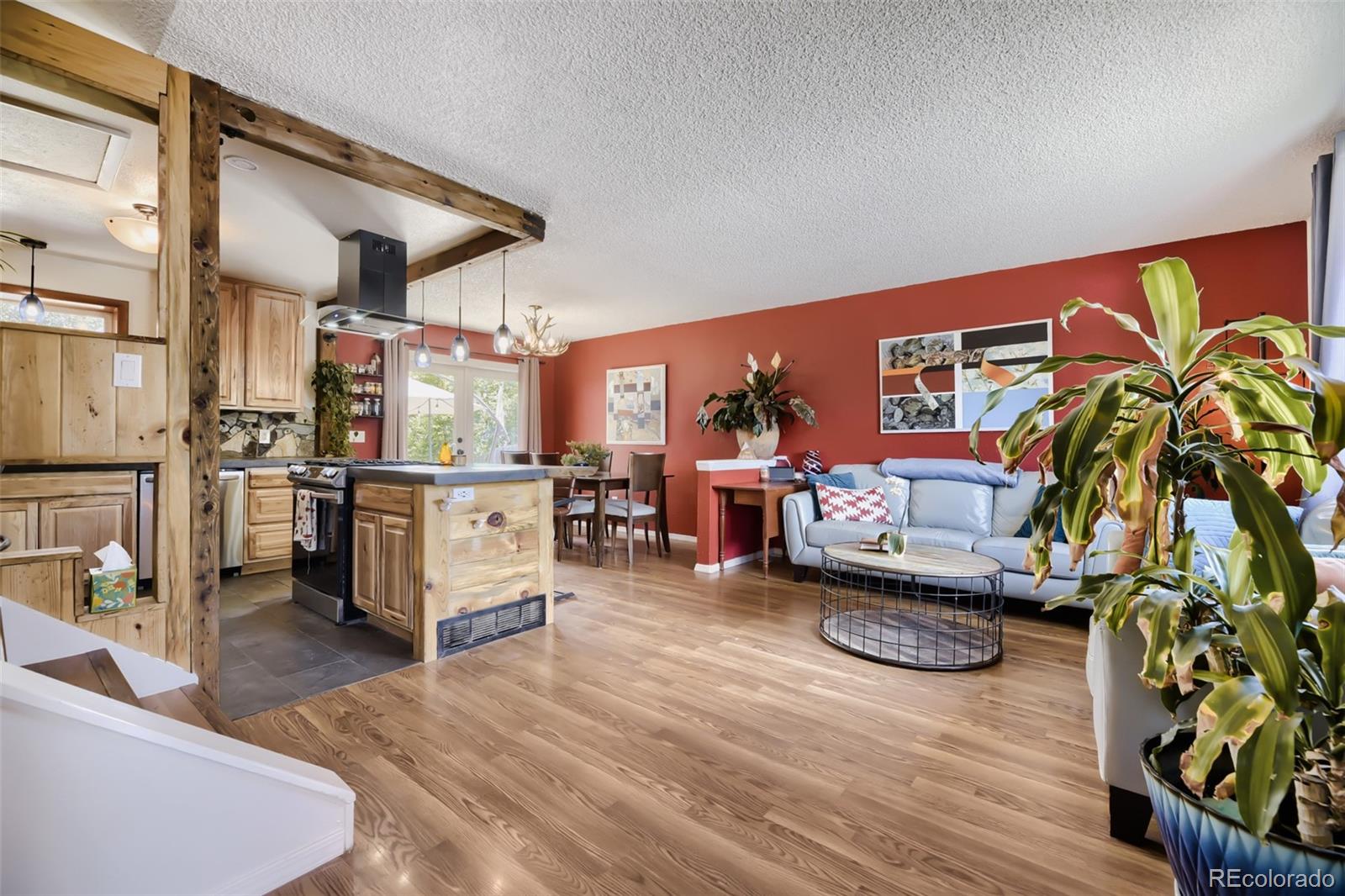  Littleton Home | MLS #: 52220189732 W Polk Drive, Littleton Beds: 3 Baths: 1 Price: $524,900