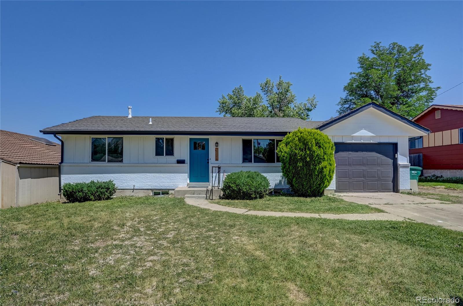  Lakewood Home | MLS #: 84294841872 S Quay Street, Lakewood Beds: 4 Baths: 2 Price: $599,000