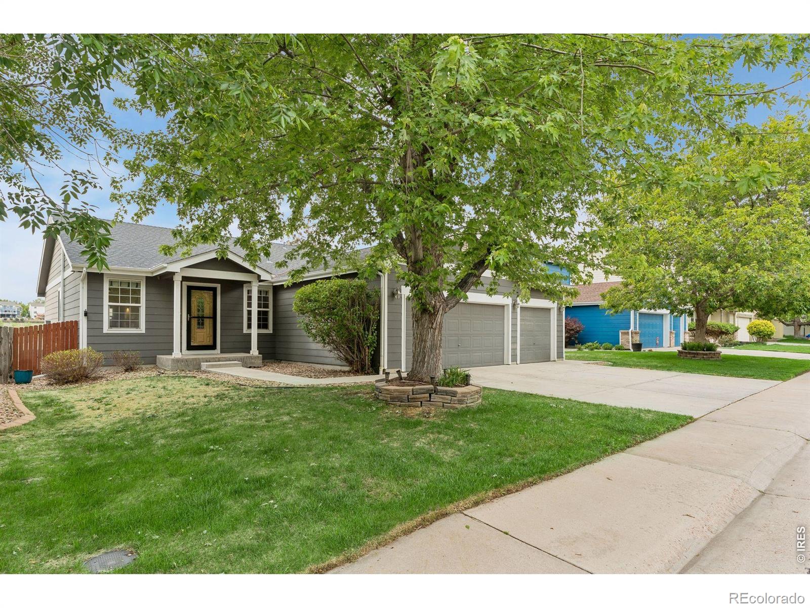  Northglenn Home | MLS #: 45678910613592758 E 109th Avenue, Northglenn Beds: 4 Baths: 3 Price: $550,000