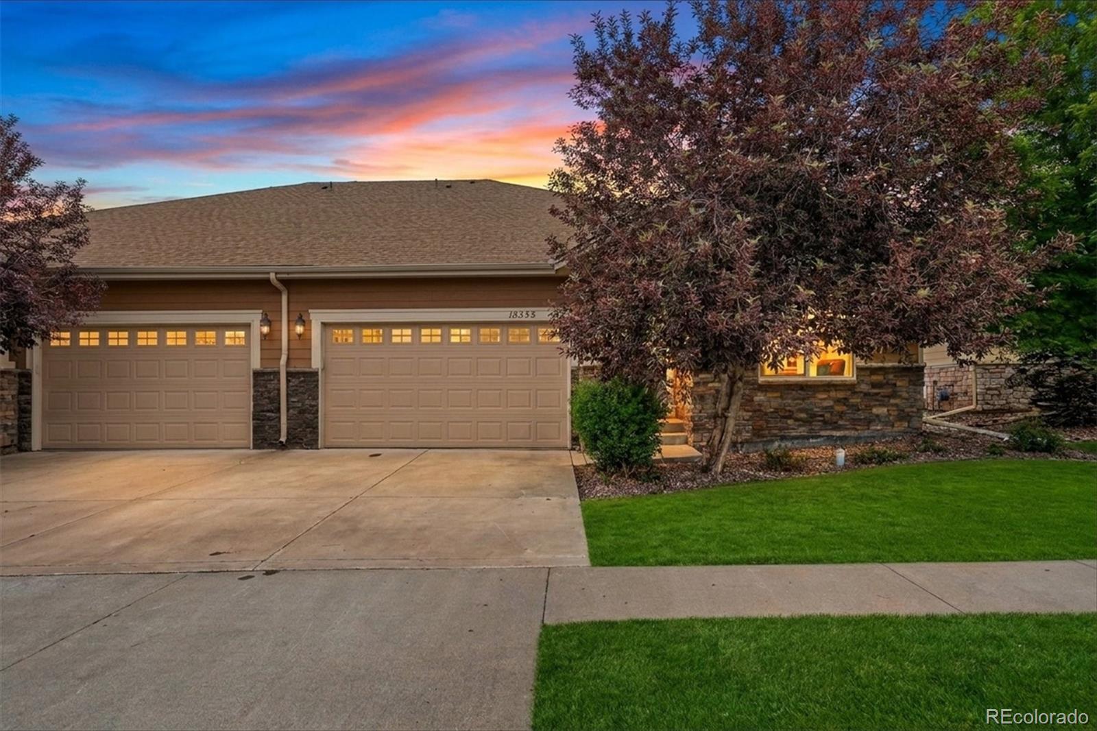  Aurora Condo / Townhome | MLS #: 184147019355 E Stanford Avenue , Aurora Beds: 4 Baths: 3 Price: $560,000