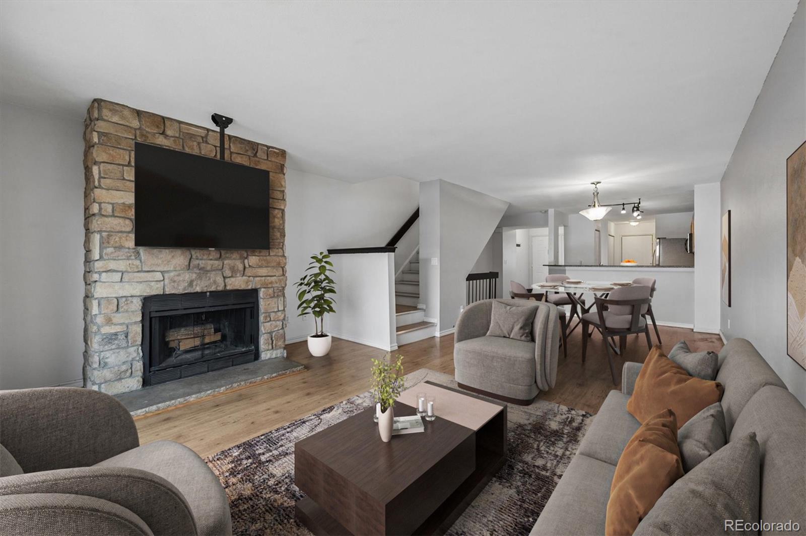 Dsw Denver Condo / Townhome | MLS #: 59205947476 E Arkansas Avenue 35-05, Denver Beds: 2 Baths: 3 Price: $329,995