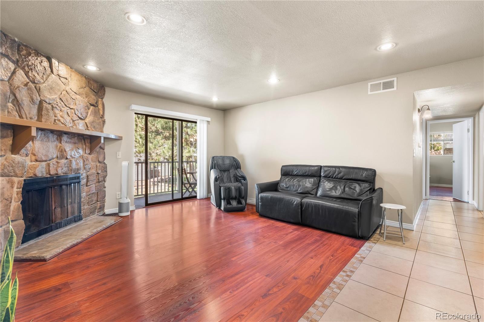 921 S Walden Street, aurora&nbsp; House Search MLS Picture