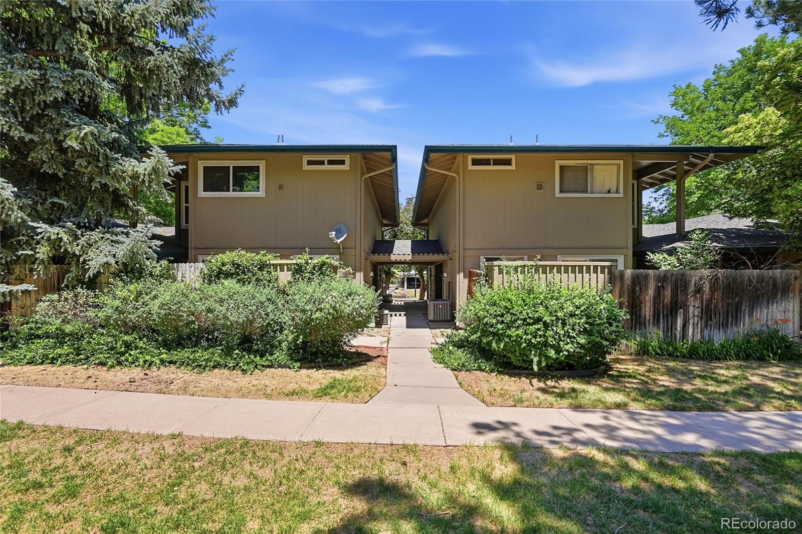  Englewood Condo / Townhome | MLS #: 35446615975 S Willow Way , Englewood Beds: 1 Baths: 1 Price: $275,000