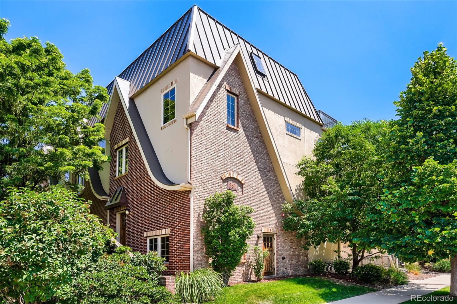  Denver Condo / Townhome | MLS #: 2871631930 S Pearl Street 101, Denver Beds: 3 Baths: 3 Price: $915,000
