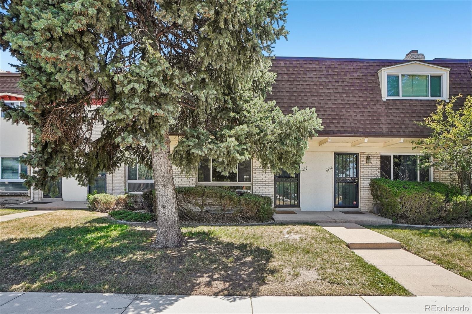 French Quarter Denver Condo / Townhome | MLS #: 67265896472 E Mississippi Avenue , Denver Beds: 2 Baths: 2 Price: $300,000
