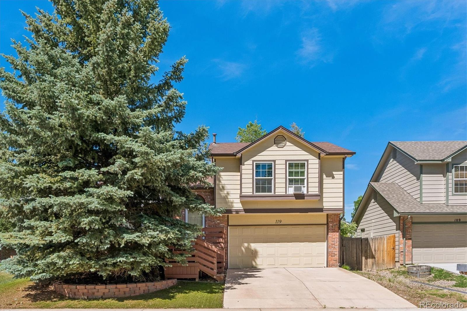 Founders Village Castle Rock Home | MLS #: 7894050119 S Pembrook Street, Castle Rock Beds: 3 Baths: 1 Price: $475,000