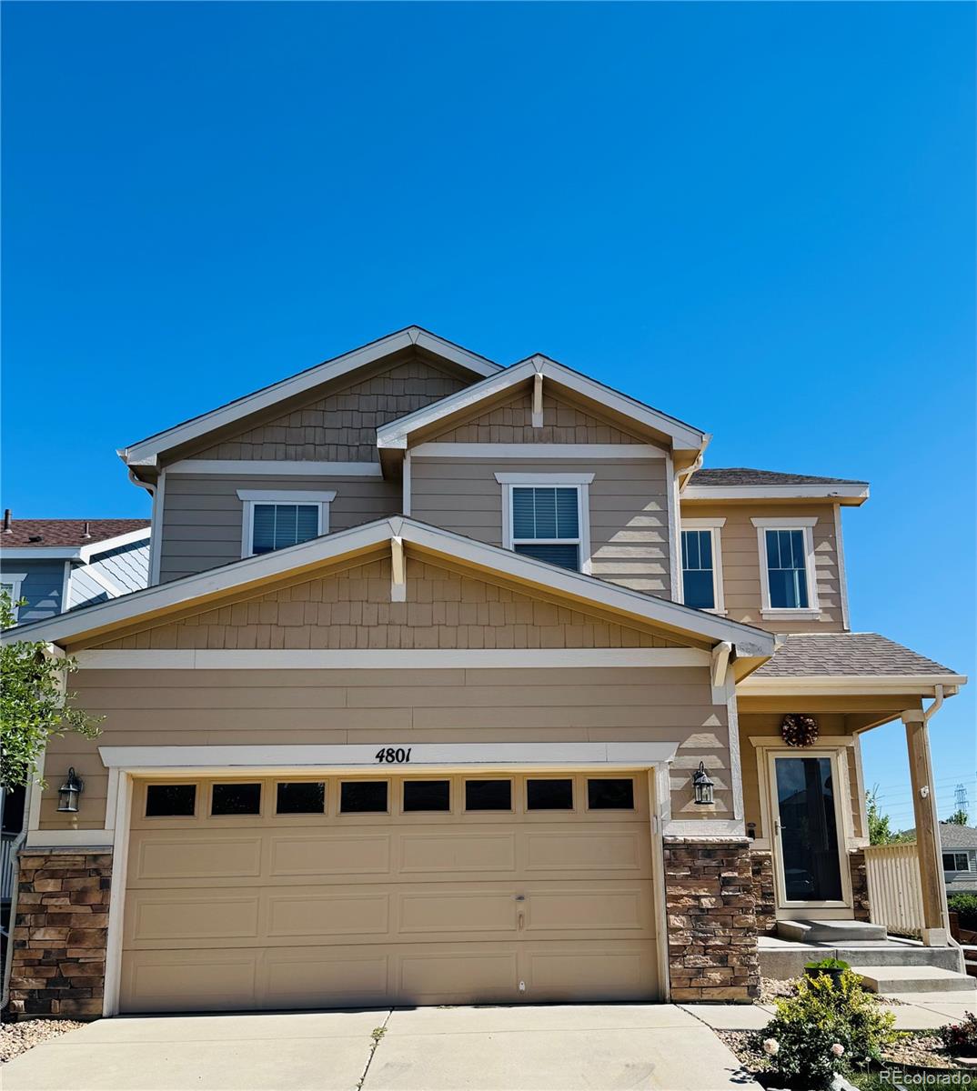  Aurora Home | MLS #: 58573964801 S Picadilly Court, Aurora Beds: 3 Baths: 4 Price: $575,000