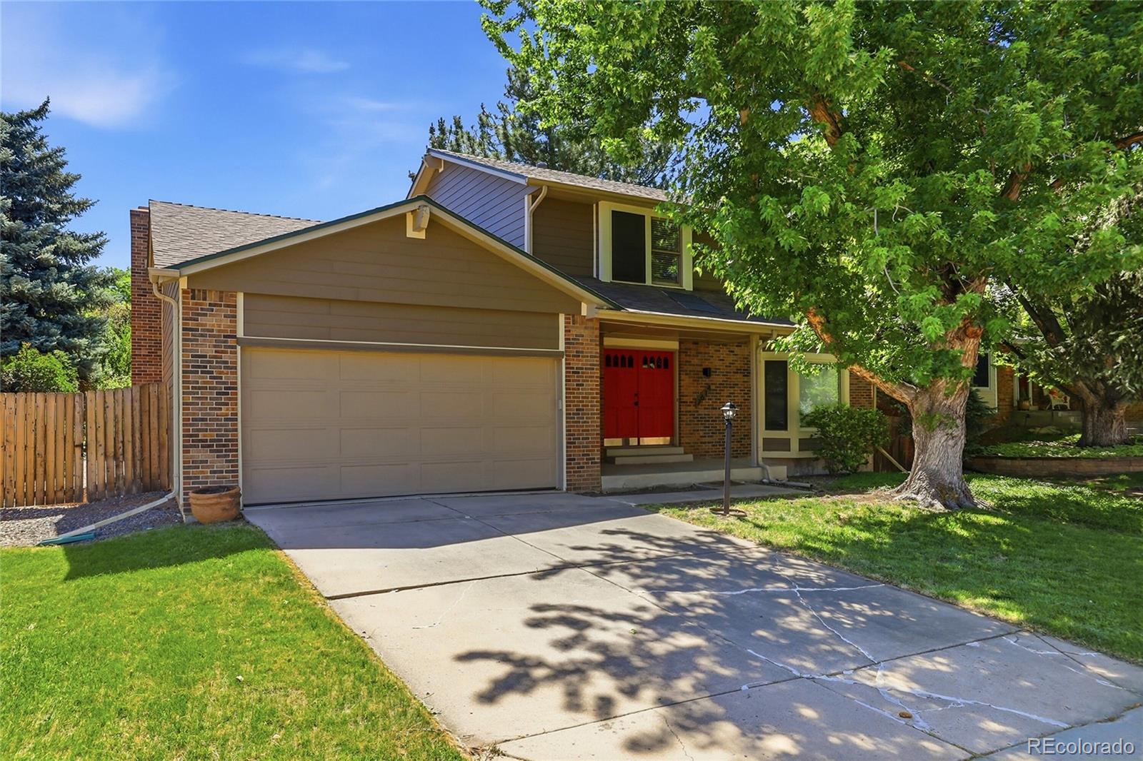  Littleton Home | MLS #: 94175987614 S Emerson Circle, Littleton Beds: 3 Baths: 3 Price: $679,000