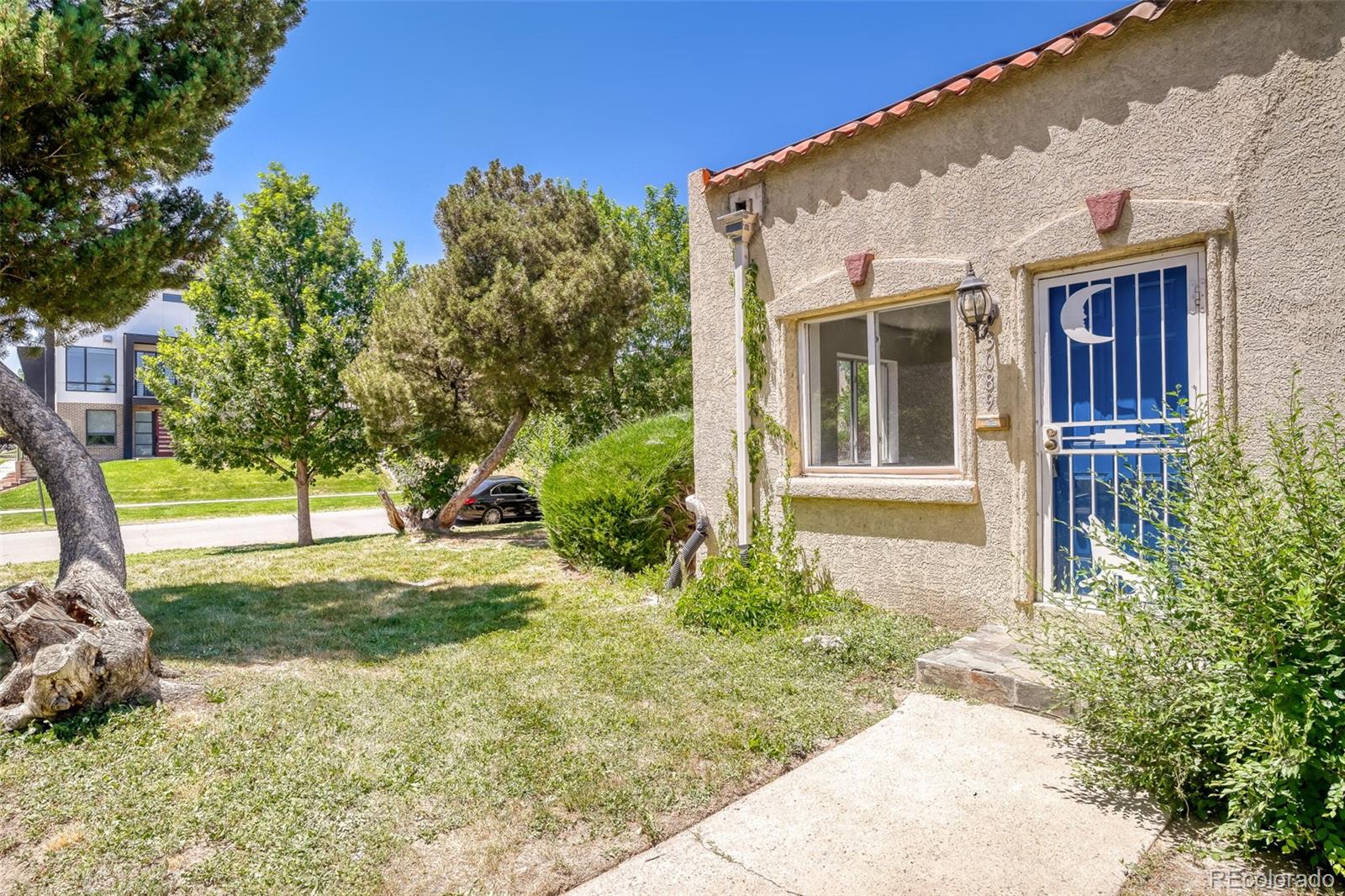  Denver Condo / Townhome | MLS #: 53740333089 W 18th Avenue , Denver Beds: 2 Baths: 1 Price: $320,000