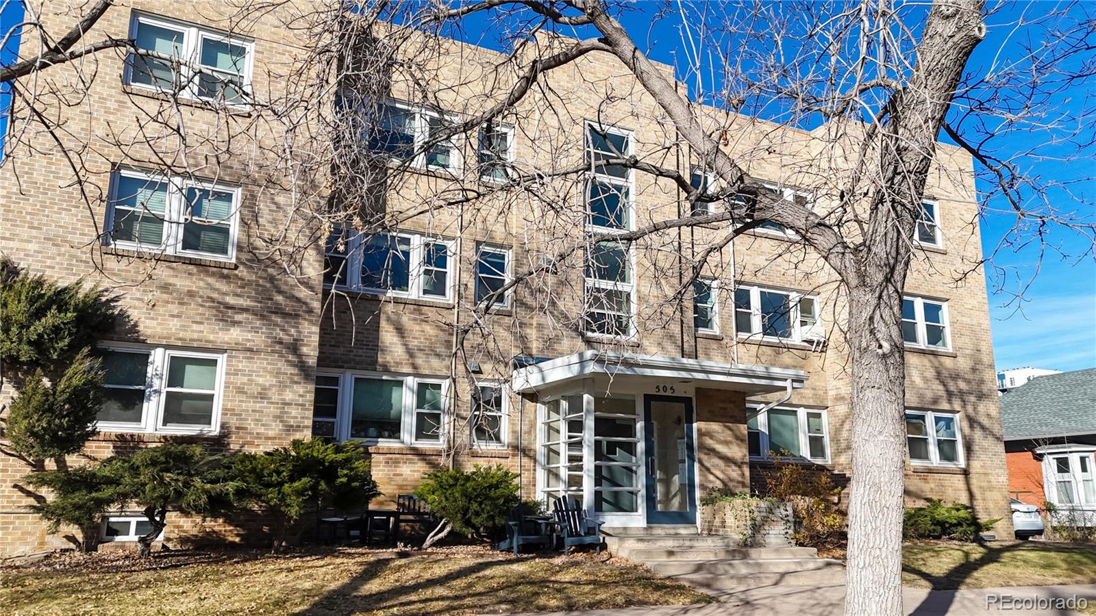  Denver Condo / Townhome | MLS #: 2678507505 N Logan Street 14, Denver Beds: 1 Baths: 1 Price: $164,500