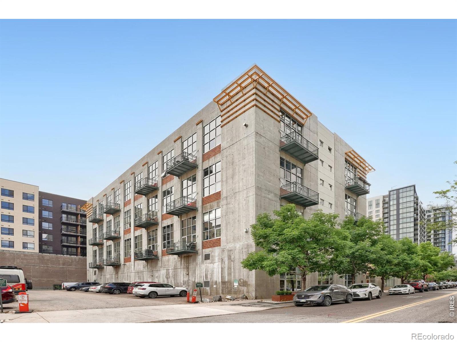  Denver Condo / Townhome | MLS #: 45678910618491050  Cherokee Street 401, Denver Beds: 2 Baths: 2 Price: $715,000