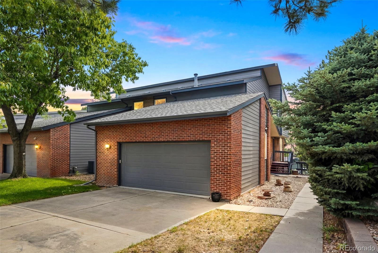 Du Denver Home | MLS #: 83838852609 S Quebec Street, Denver Beds: 4 Baths: 4 Price: $595,000