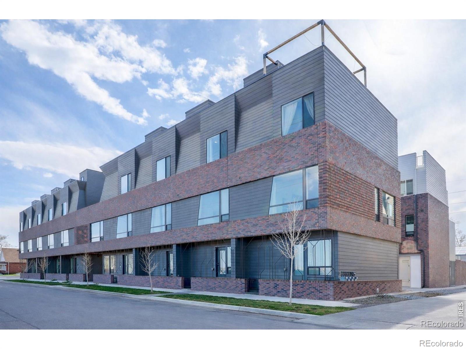  Denver Condo / Townhome | MLS #: 45678910619053937  Inca Street , Denver Beds: 2 Baths: 3 Price: $575,000