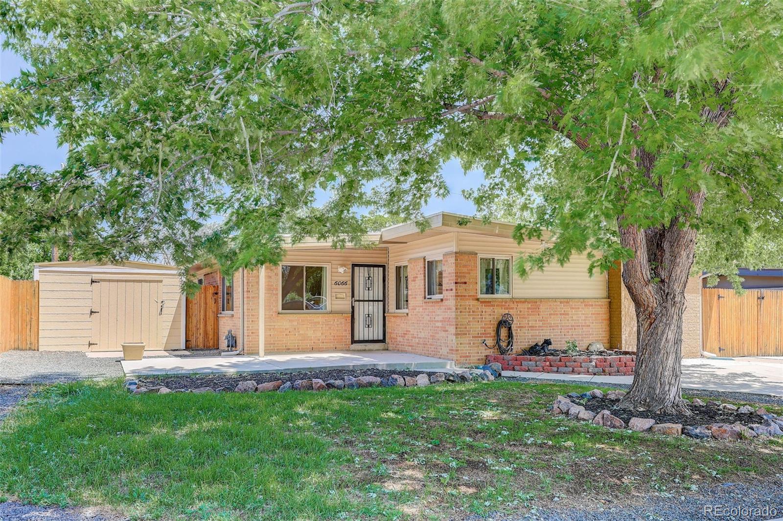  Arvada Home | MLS #: 31782096066  Dover Street, Arvada Beds: 3 Baths: 2 Price: $575,000