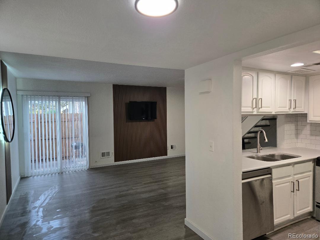 10001 E Evans Avenue, aurora&nbsp; House Search MLS Picture