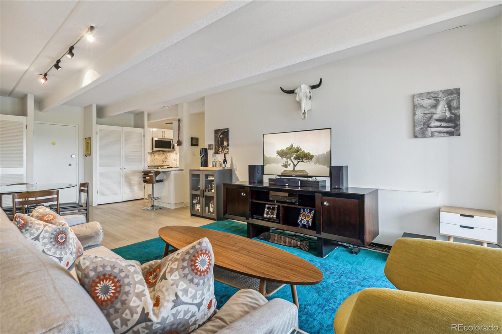 1 Denver Condo / Townhome | MLS #: 88465651255 N Ogden Street 605, Denver Beds: 1 Baths: 1 Price: $325,000