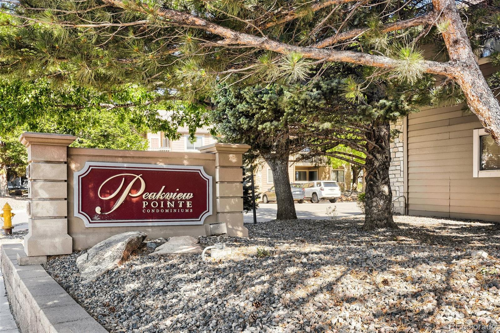 Peakview Englewood Condo / Townhome | MLS #: 352586210293 E Peakview Avenue F201, Englewood Beds: 1 Baths: 1 Price: $249,000