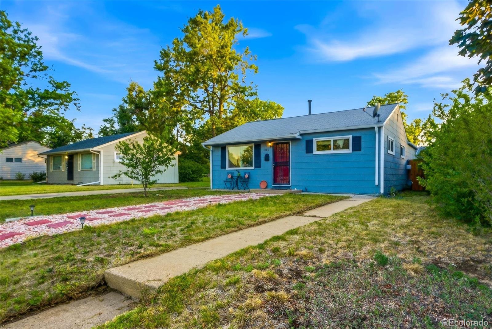 Du Denver Home | MLS #: 51754772625 S Hazel Court, Denver Beds: 4 Baths: 2 Price: $375,000