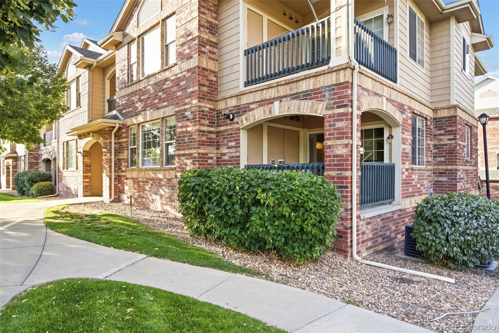  Denver Condo / Townhome | MLS #: 51452038948  Fox Drive 4-104, Denver Beds: 2 Baths: 2 Price: $324,900
