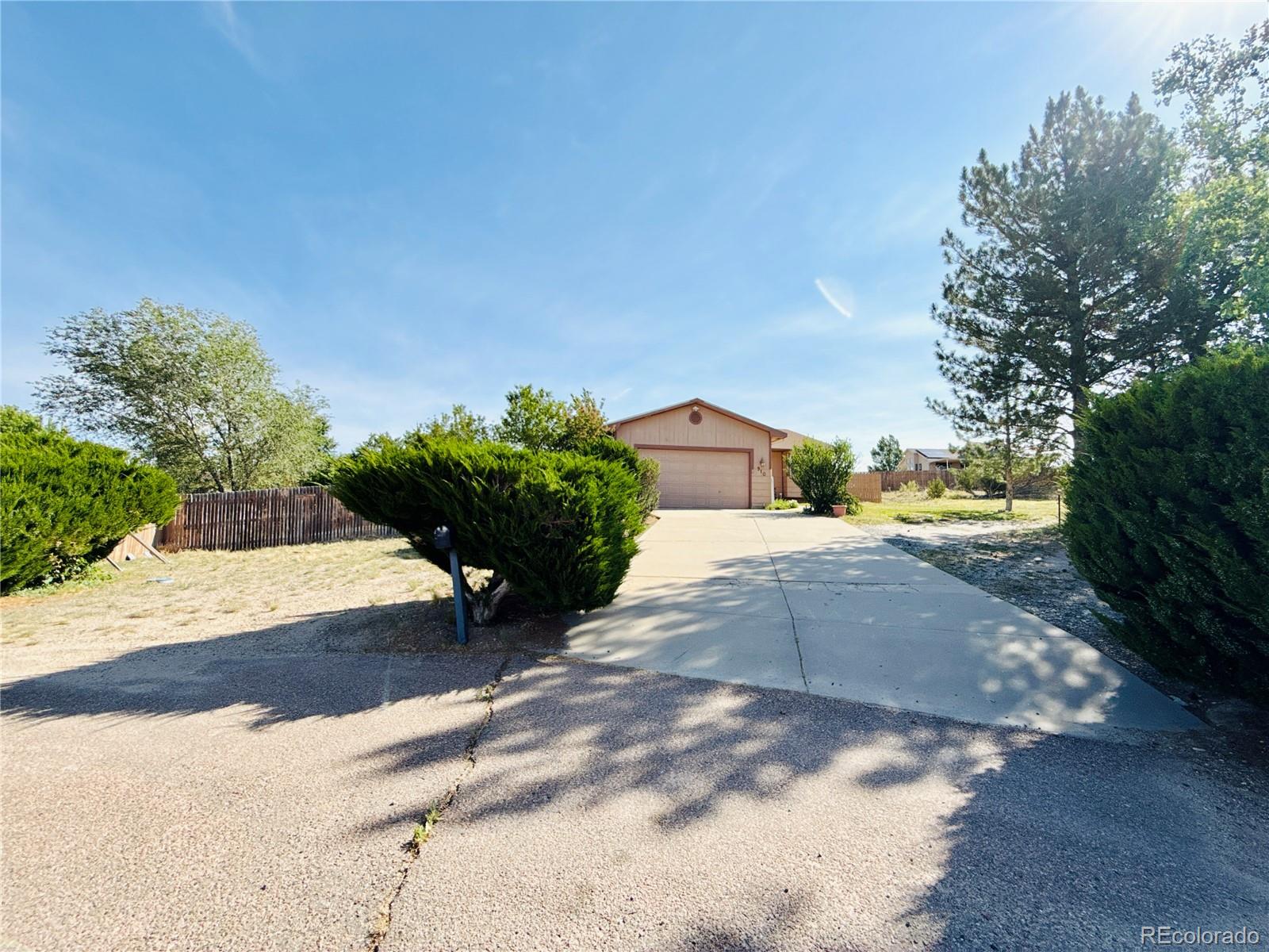 910 S Elgin Court, pueblo&nbsp; House Search MLS Picture
