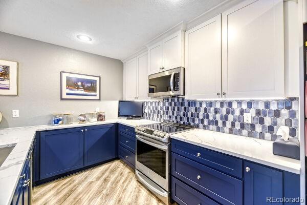  Centennial Condo / Townhome | MLS #: 2727430209 E Highline Circle 104, Centennial Beds: 2 Baths: 2 Price: $245,000