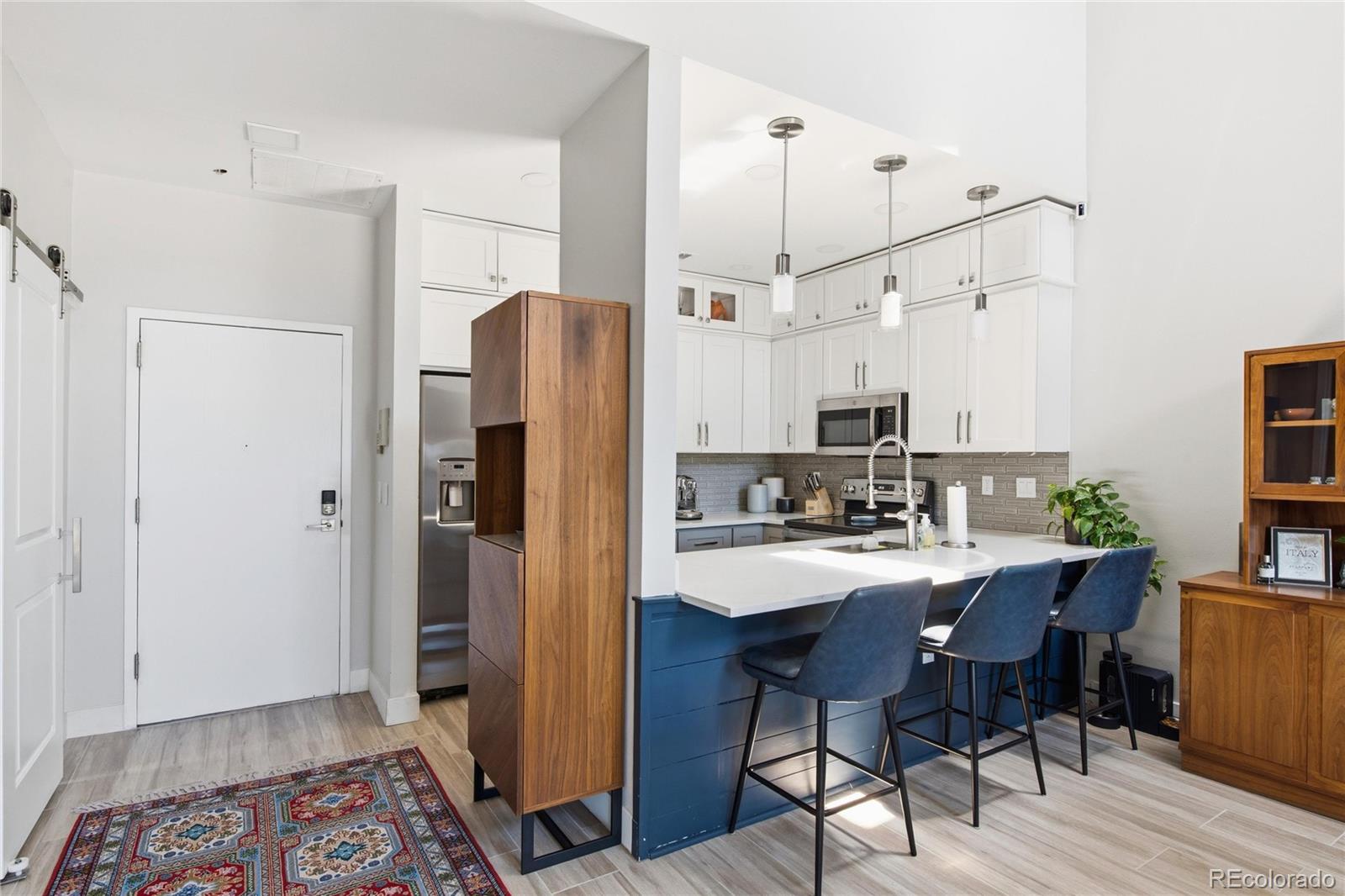 1 Denver Condo / Townhome | MLS #: 16886311000 E 1st Avenue 404, Denver Beds: 1 Baths: 1 Price: $415,000