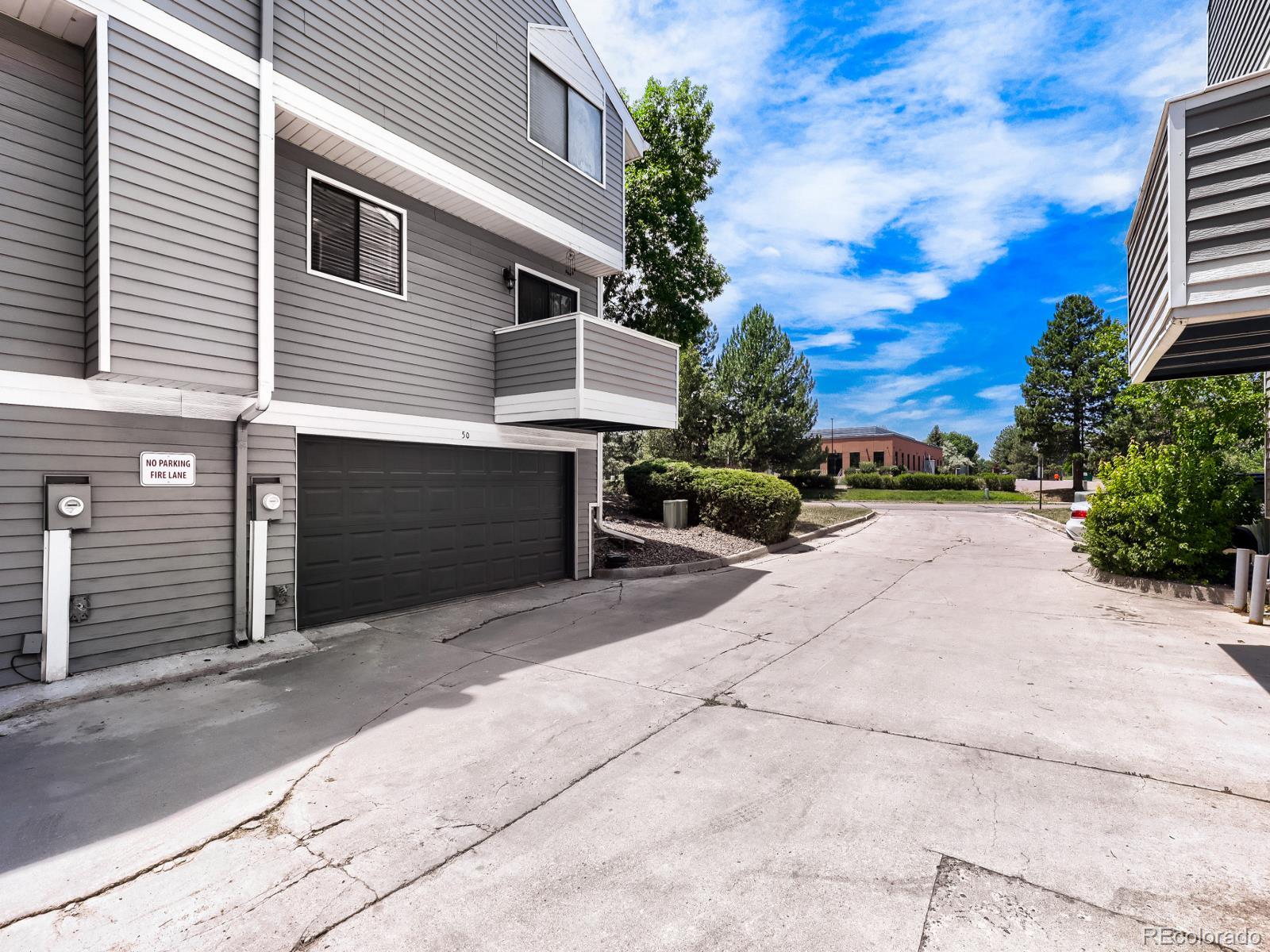  Aurora Home | MLS #: 391978650 S Moline Street, Aurora Beds: 2 Baths: 2 Price: $319,000
