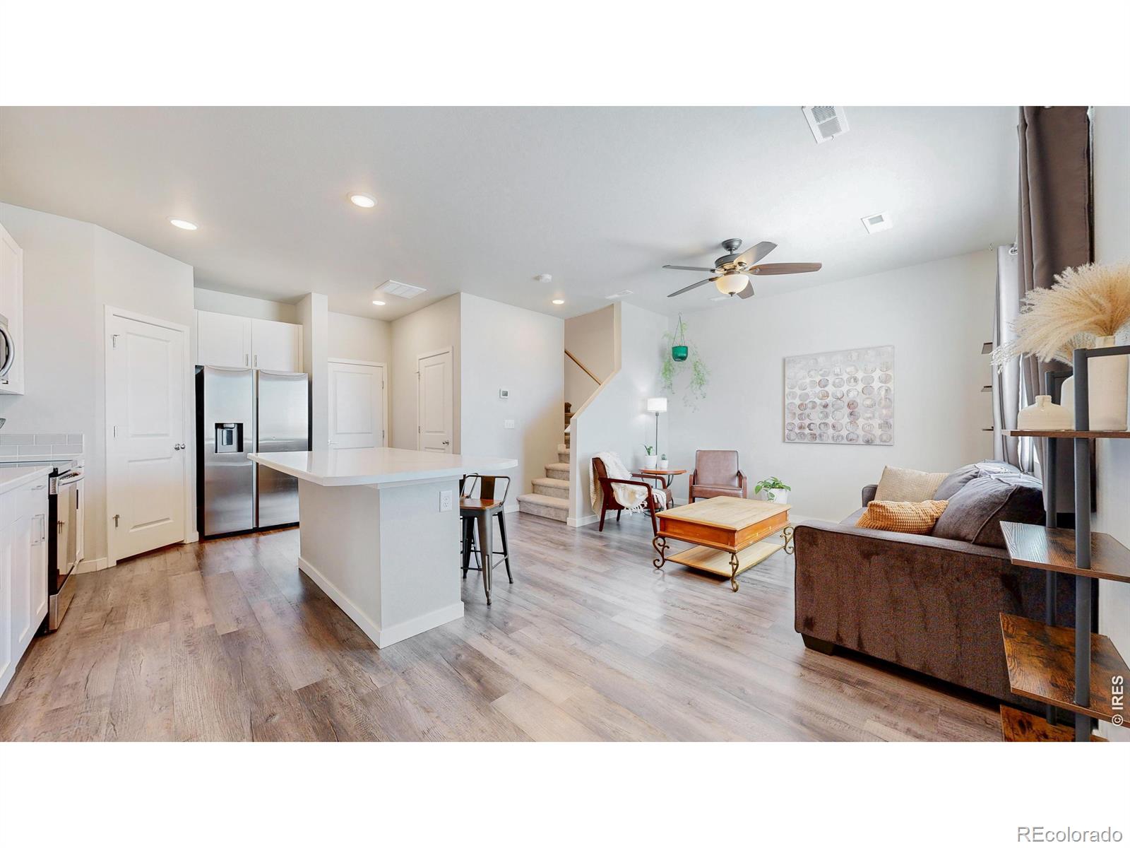 ault&nbsp; House Search Picture
