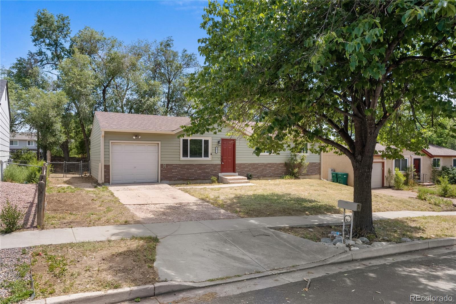 4011 E Pikes Peak Avenue, colorado springs&nbsp; House Search MLS Picture