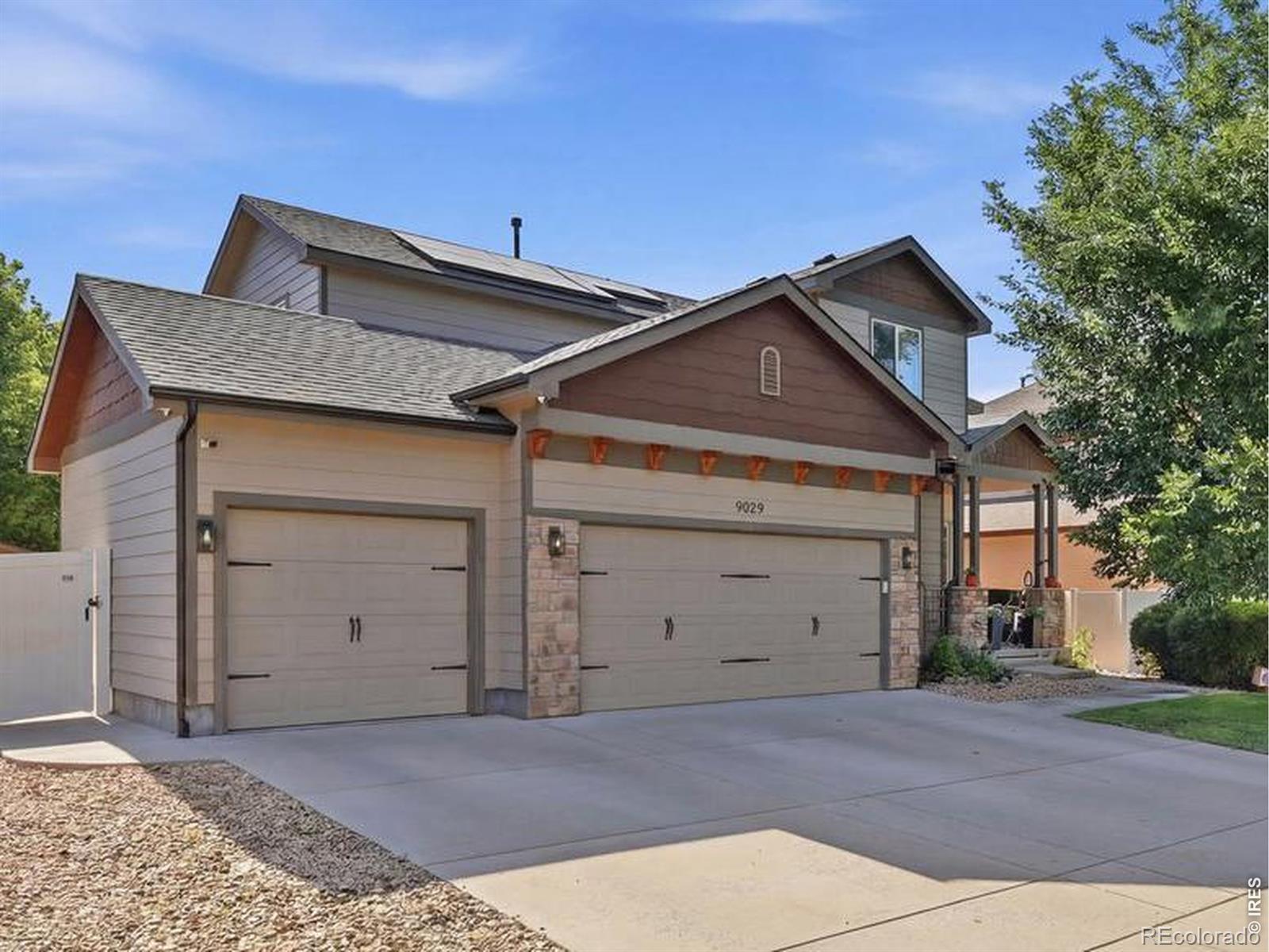  Frederick Home | MLS #: 45678910623989029  Eldorado Avenue, Frederick Beds: 6 Baths: 4 Price: $615,000