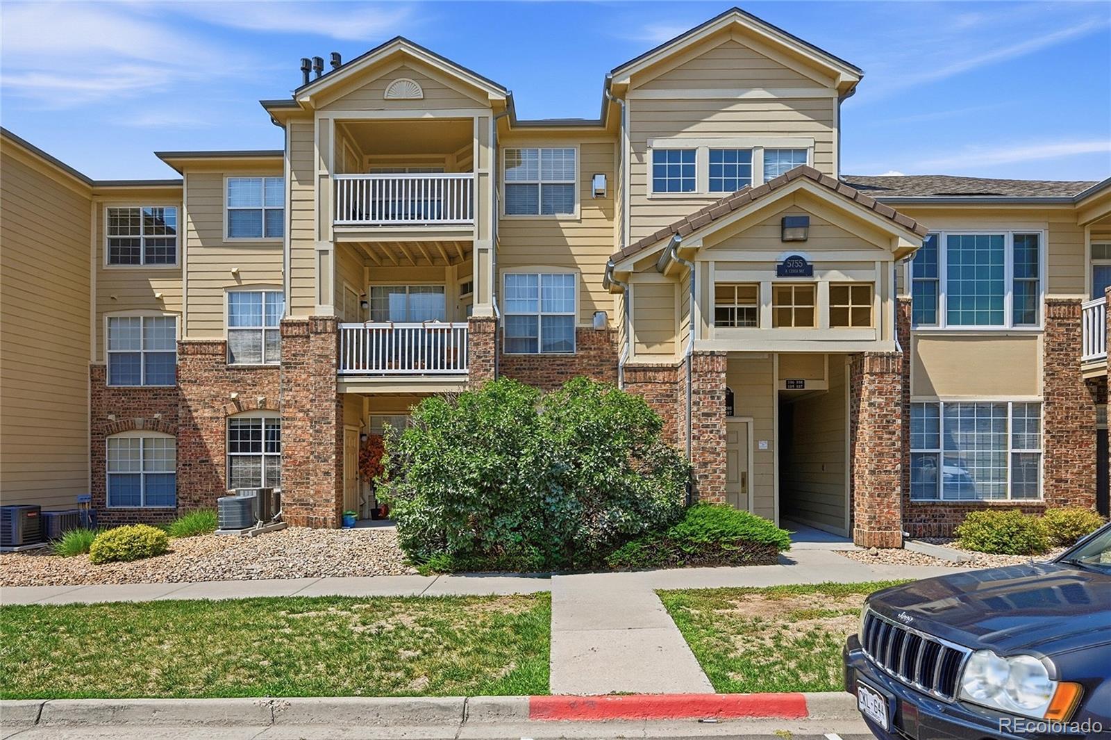 aurora&nbsp; House Search Picture