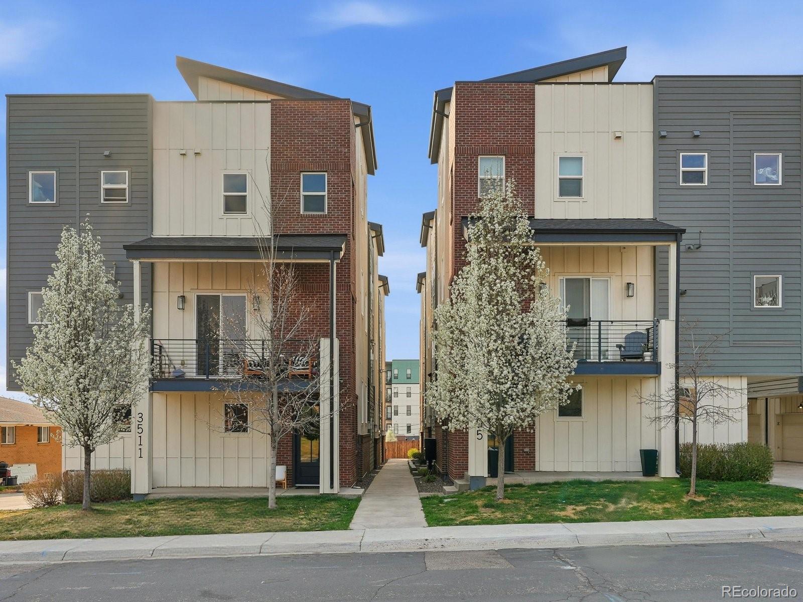  Englewood Condo / Townhome | MLS #: 67841953511 S Marion Street D, Englewood Beds: 2 Baths: 4 Price: $570,000
