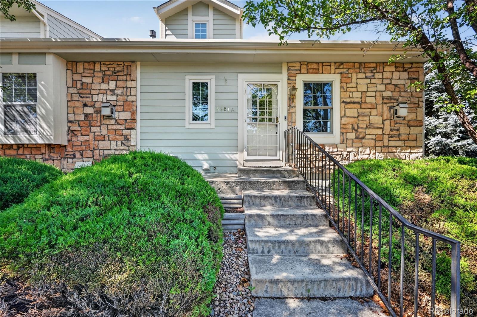  Littleton Home | MLS #: 36167875524 W Canyon Trail, Littleton Beds: 2 Baths: 2 Price: $399,000