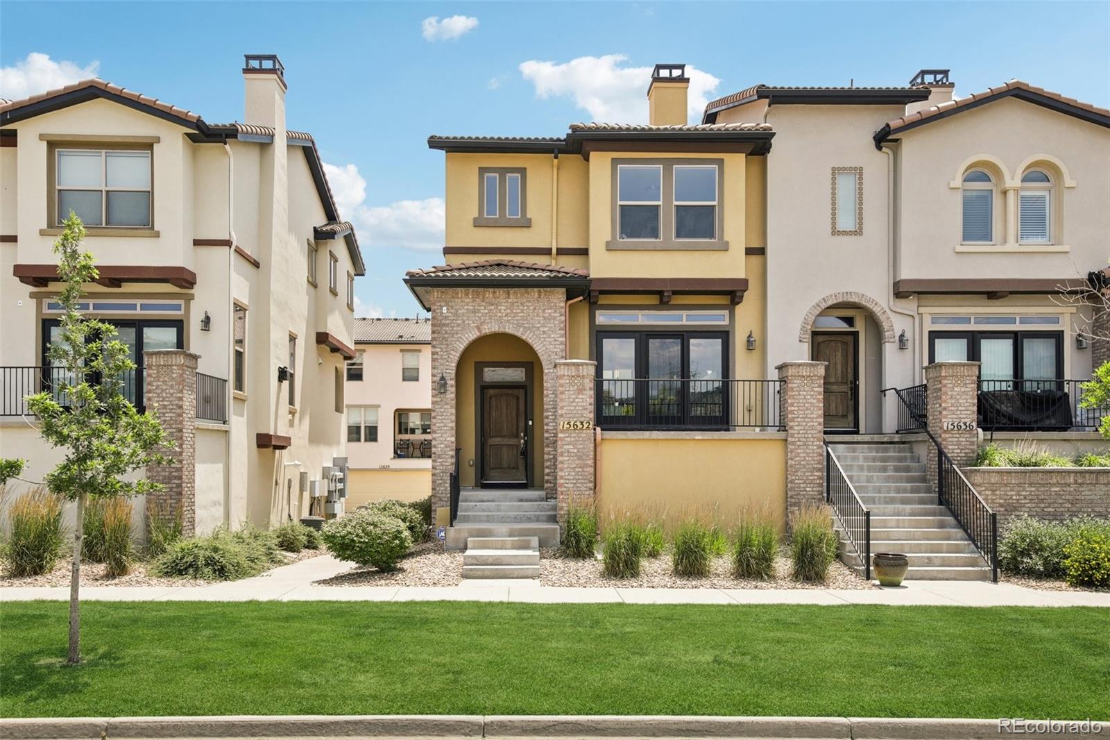  Denver Condo / Townhome | MLS #: 388905215632 W Wesley Avenue , Denver Beds: 3 Baths: 3 Price: $675,000
