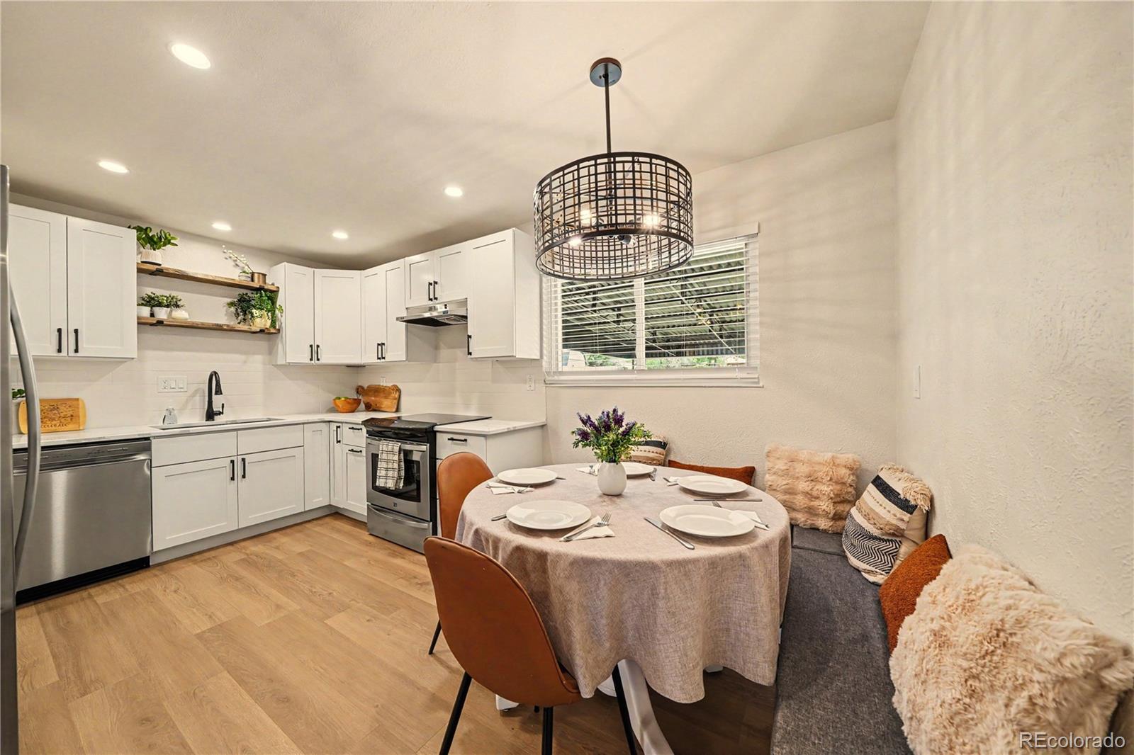 1076  Maxwell Street, colorado springs&nbsp; House Search MLS Picture